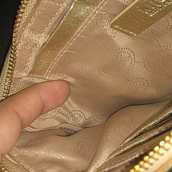 Michael Kors gold wristlet - Picture 5 of 7